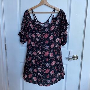 BNWT Floral Dress 🌸